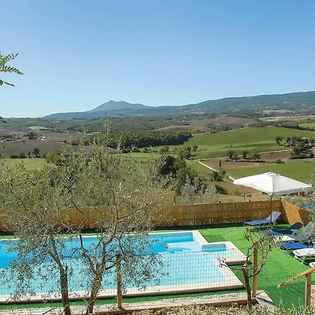 Vila Sleeps 8 Wifi Macciano