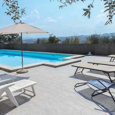 Sleeps 8 Wifi Vila